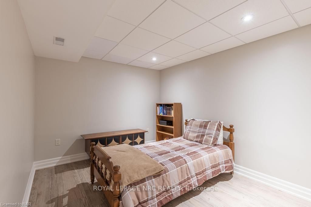 Photo 21 of 20 Metcalfe Street, Thorold, Thorold Downtown — HOMEH