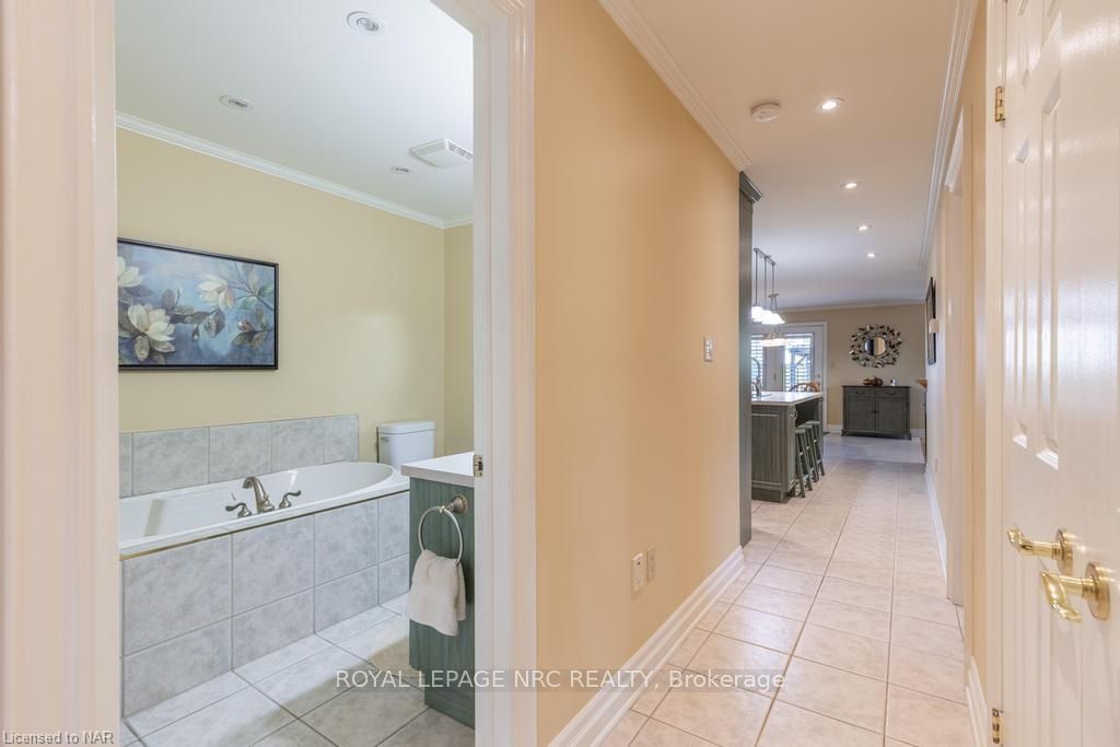 Photo 5 of 20 Metcalfe Street, Thorold, Thorold Downtown — HOMEH