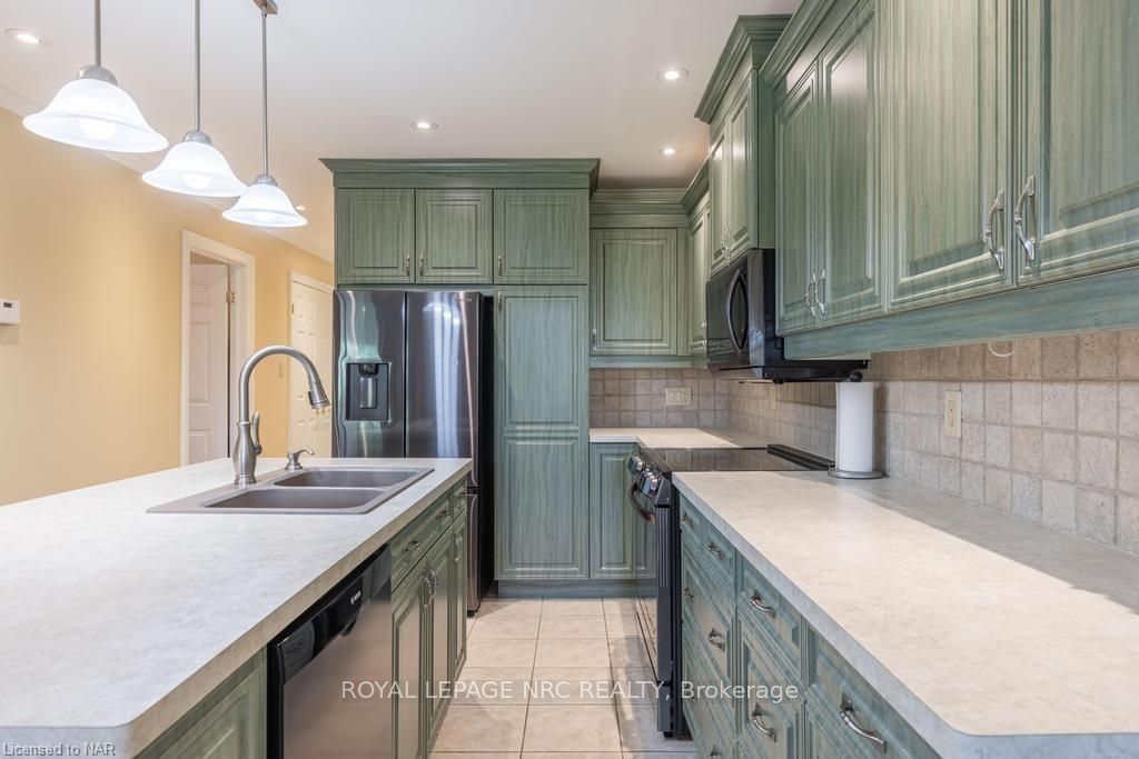 Photo 8 of 20 Metcalfe Street, Thorold, Thorold Downtown — HOMEH