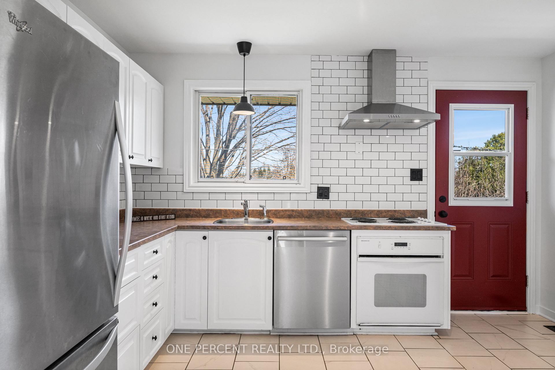 Photo 12 of 2617 Hobson Road, Ottawa, Mooneys Bay/Riverside Park — HOMEH