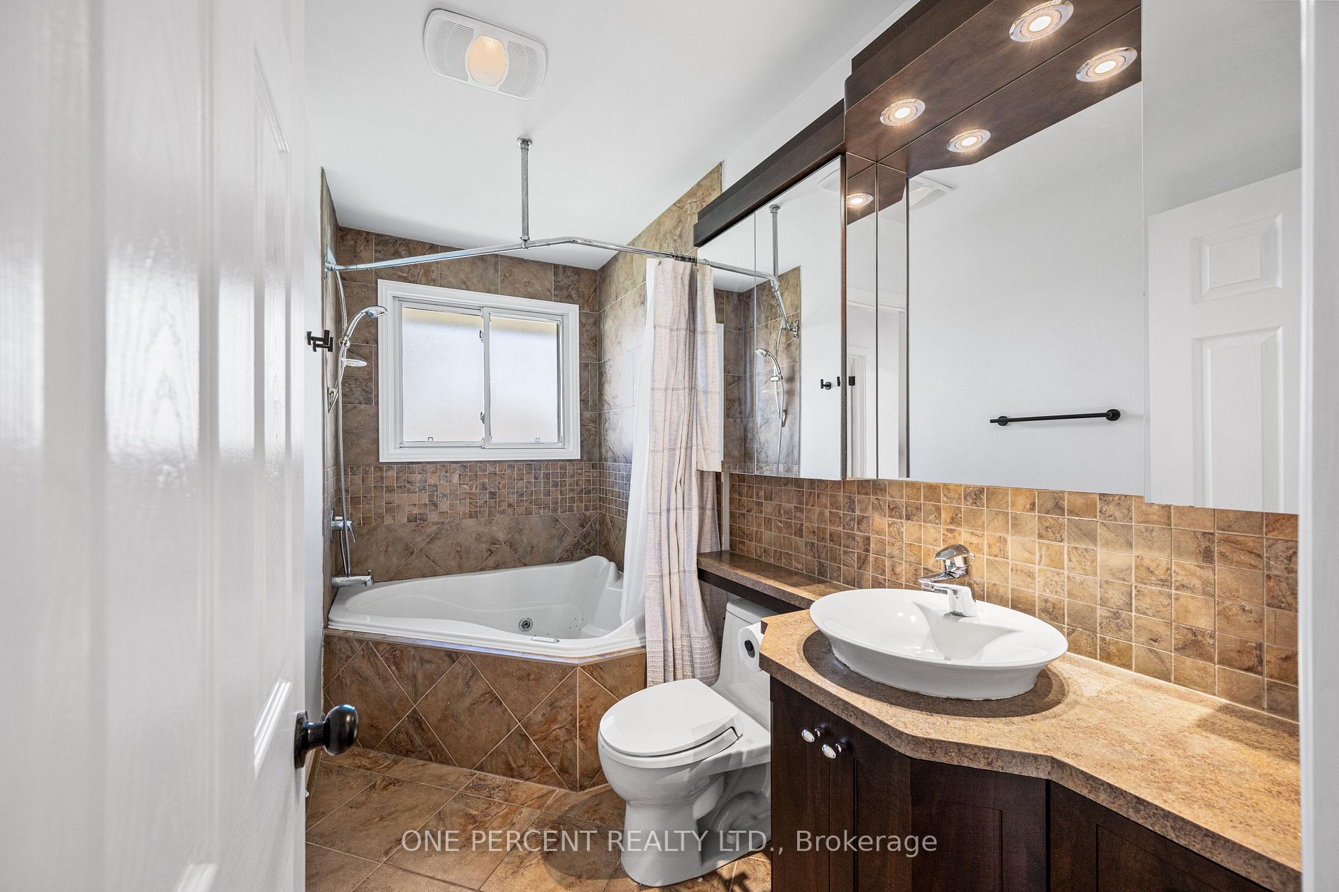 Photo 17 of 2617 Hobson Road, Ottawa, Mooneys Bay/Riverside Park — HOMEH