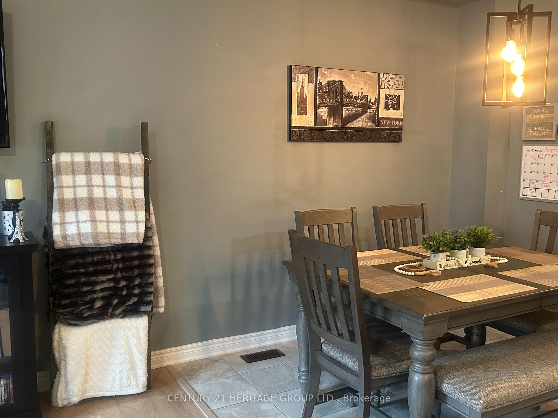 Photo 7 of 58 Harmony Way, Thorold, Rolling Meadows — HOMEH