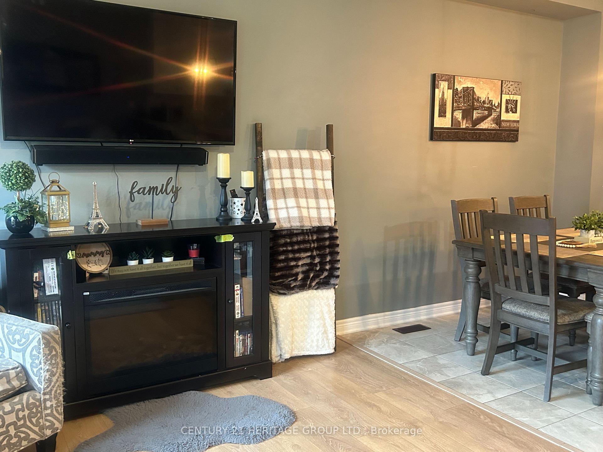 Photo 8 of 58 Harmony Way, Thorold, Rolling Meadows — HOMEH