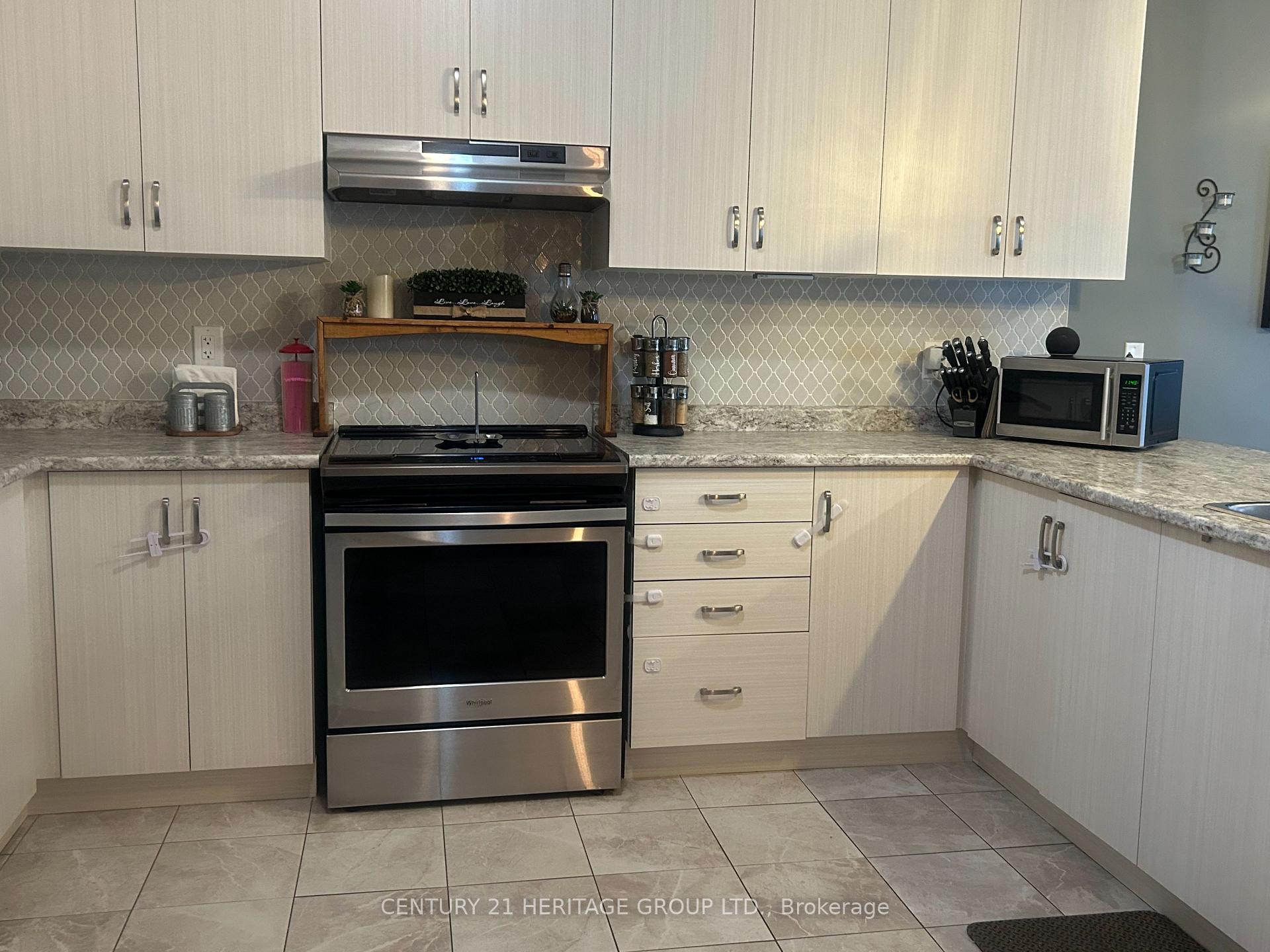 Photo 10 of 58 Harmony Way, Thorold, Rolling Meadows — HOMEH