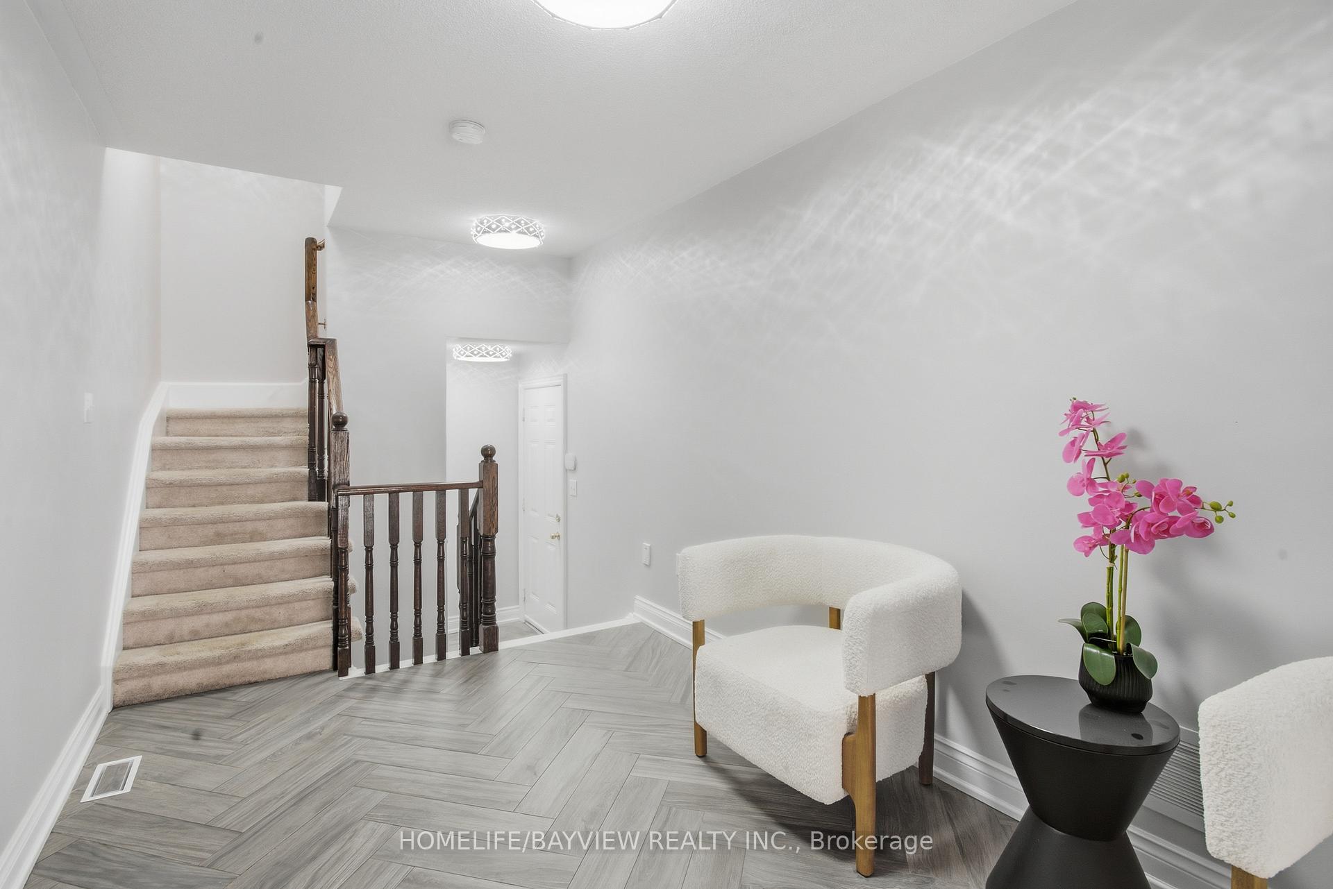 Photo 5 of 41 Linnell Street, Ajax, Central East — HOMEH