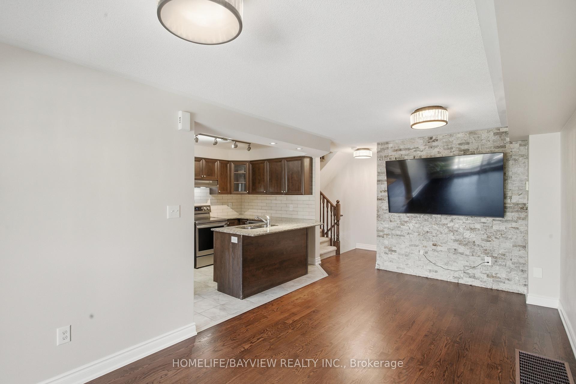 Photo 7 of 41 Linnell Street, Ajax, Central East — HOMEH