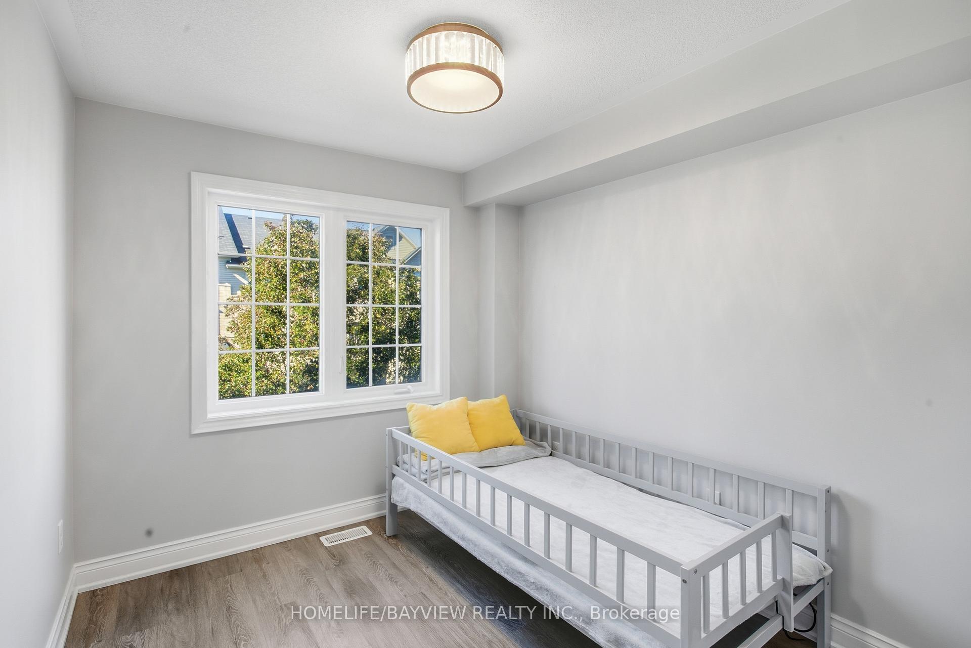 Photo 10 of 41 Linnell Street, Ajax, Central East — HOMEH