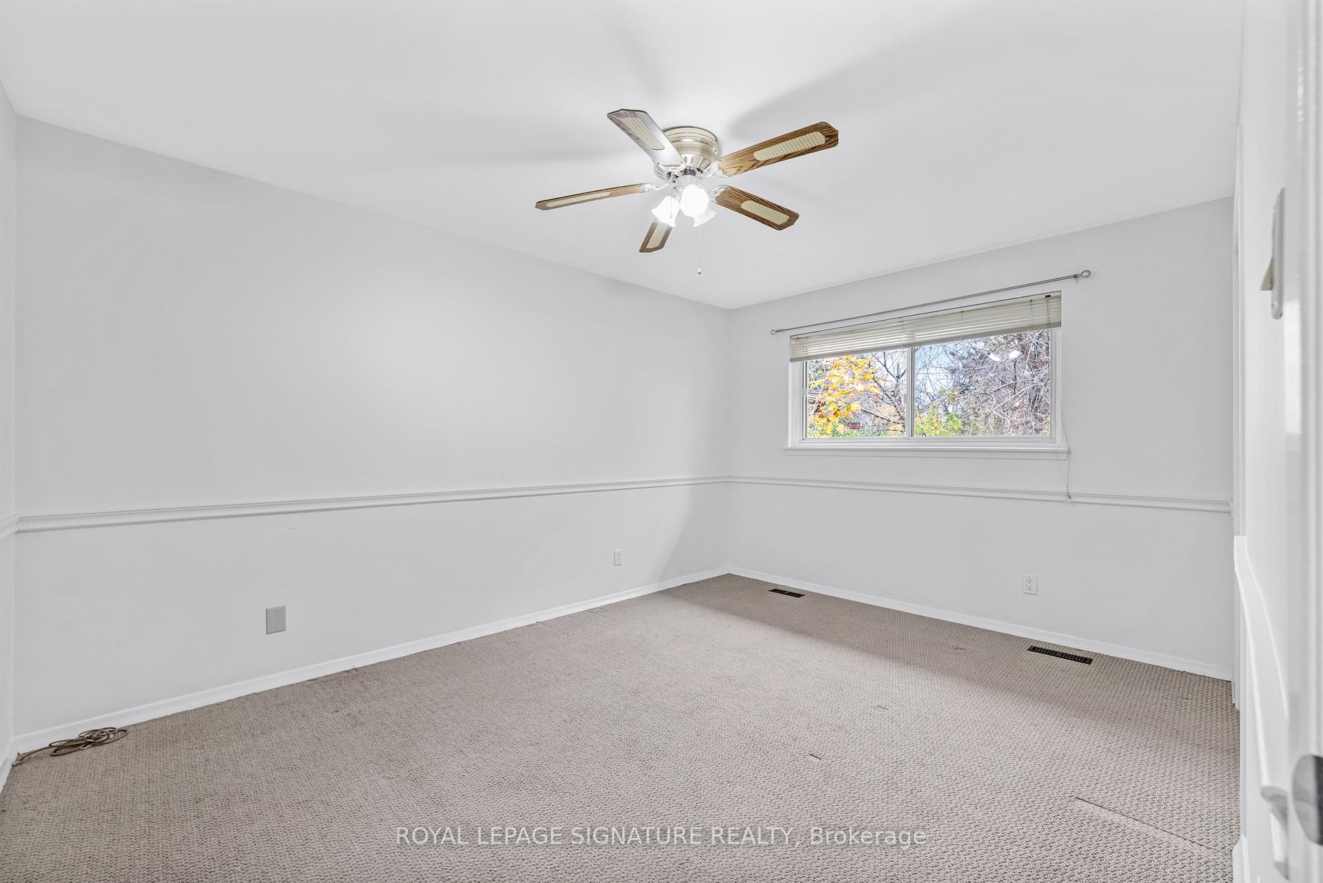 Photo 4 of Unit Main, 127 Clappison Boulevard, Scarborough, Centennial Scarborough — HOMEH
