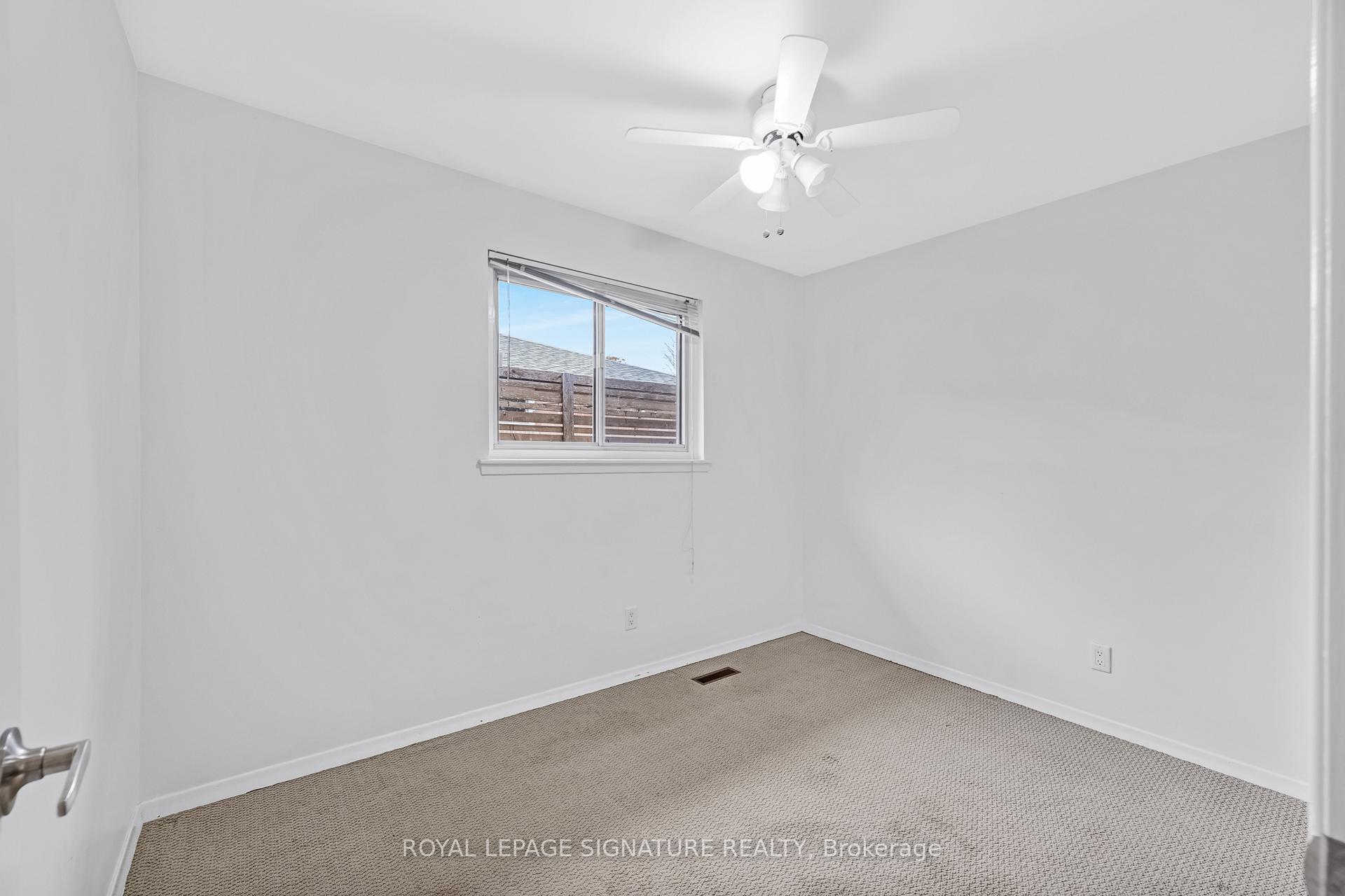 Photo 5 of Unit Main, 127 Clappison Boulevard, Scarborough, Centennial Scarborough — HOMEH