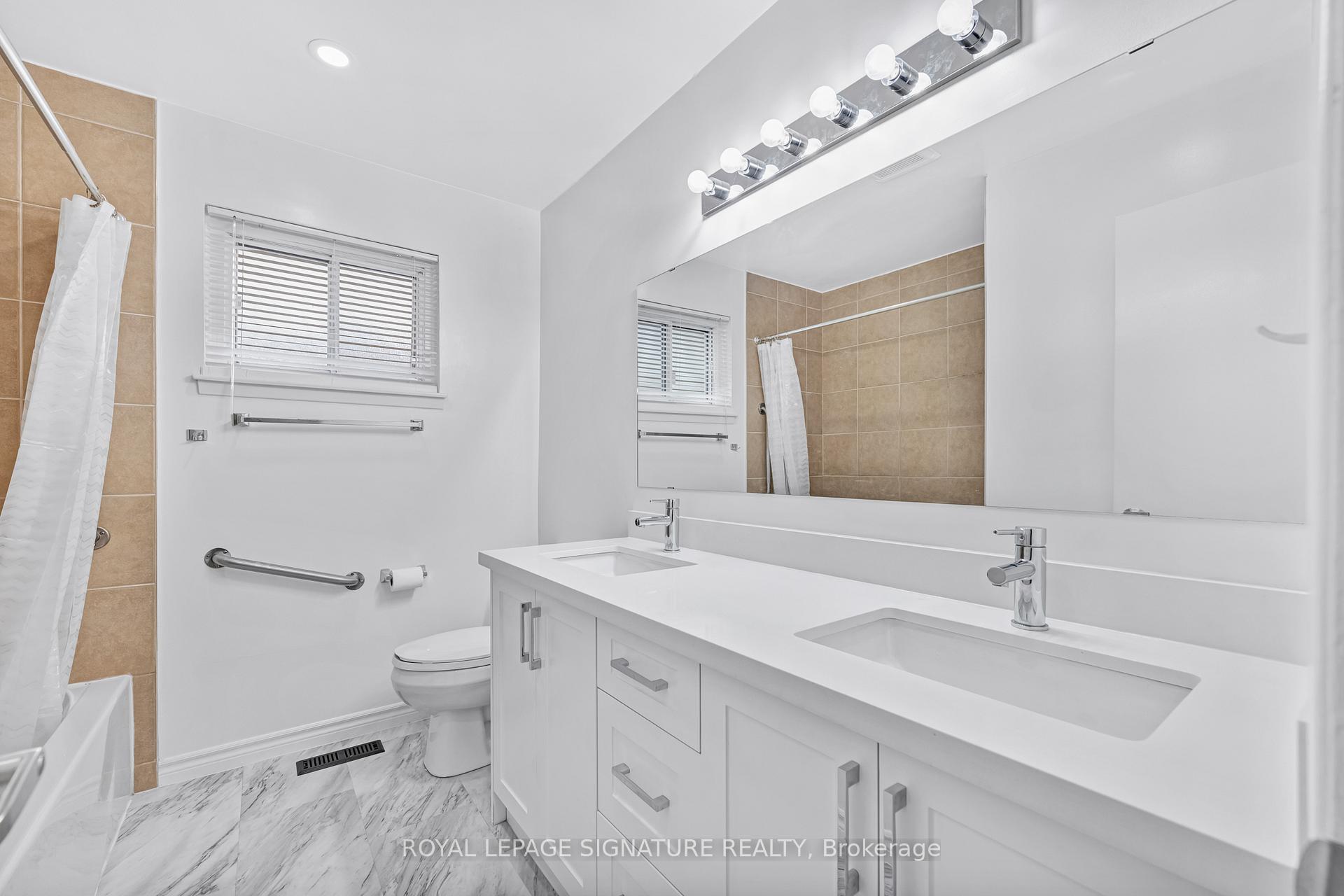 Photo 6 of Unit Main, 127 Clappison Boulevard, Scarborough, Centennial Scarborough — HOMEH