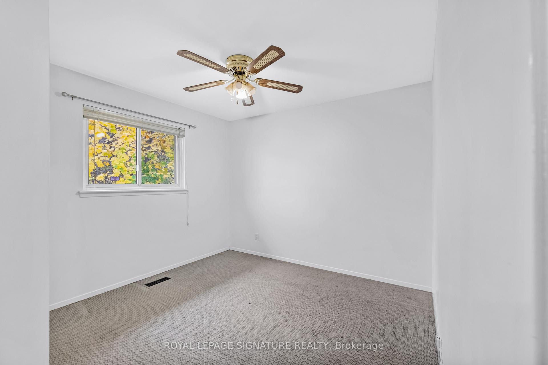 Photo 7 of Unit Main, 127 Clappison Boulevard, Scarborough, Centennial Scarborough — HOMEH