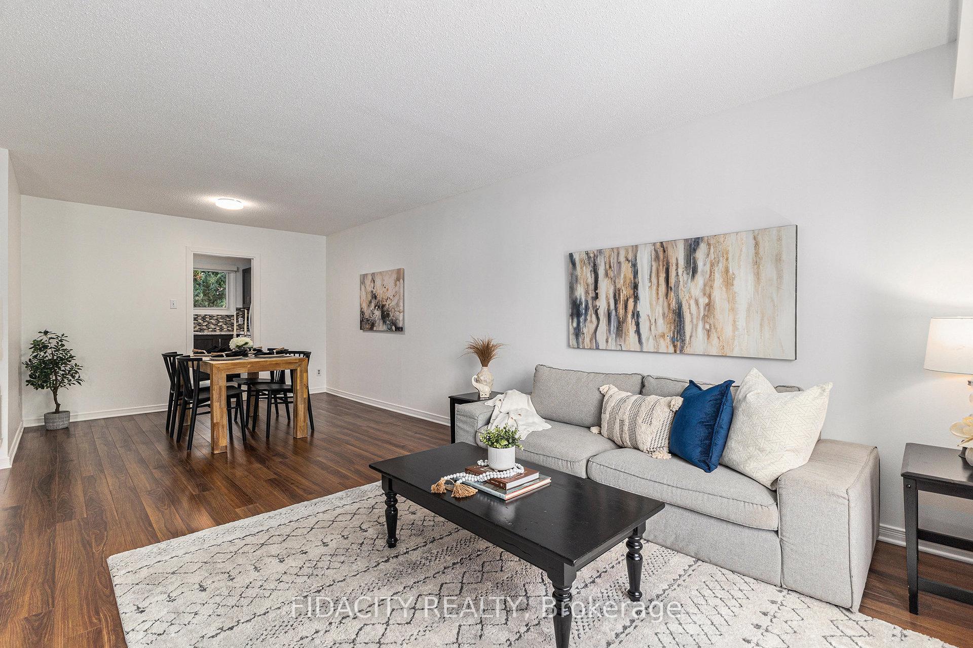 Photo 5 of 35 Cymbeline Drive, Ottawa, Westcliffe Estates — HOMEH