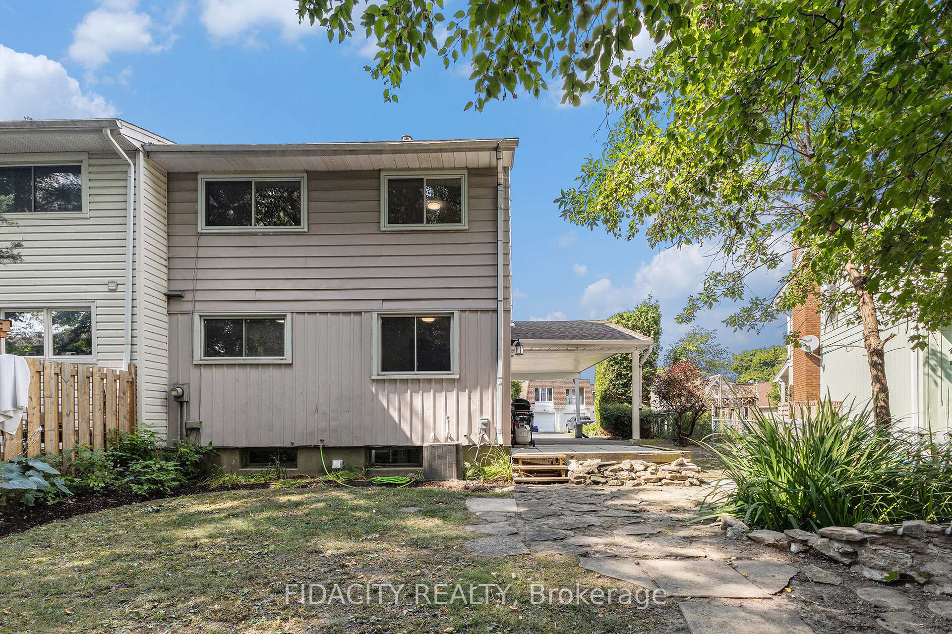 Photo 26 of 35 Cymbeline Drive, Ottawa, Westcliffe Estates — HOMEH