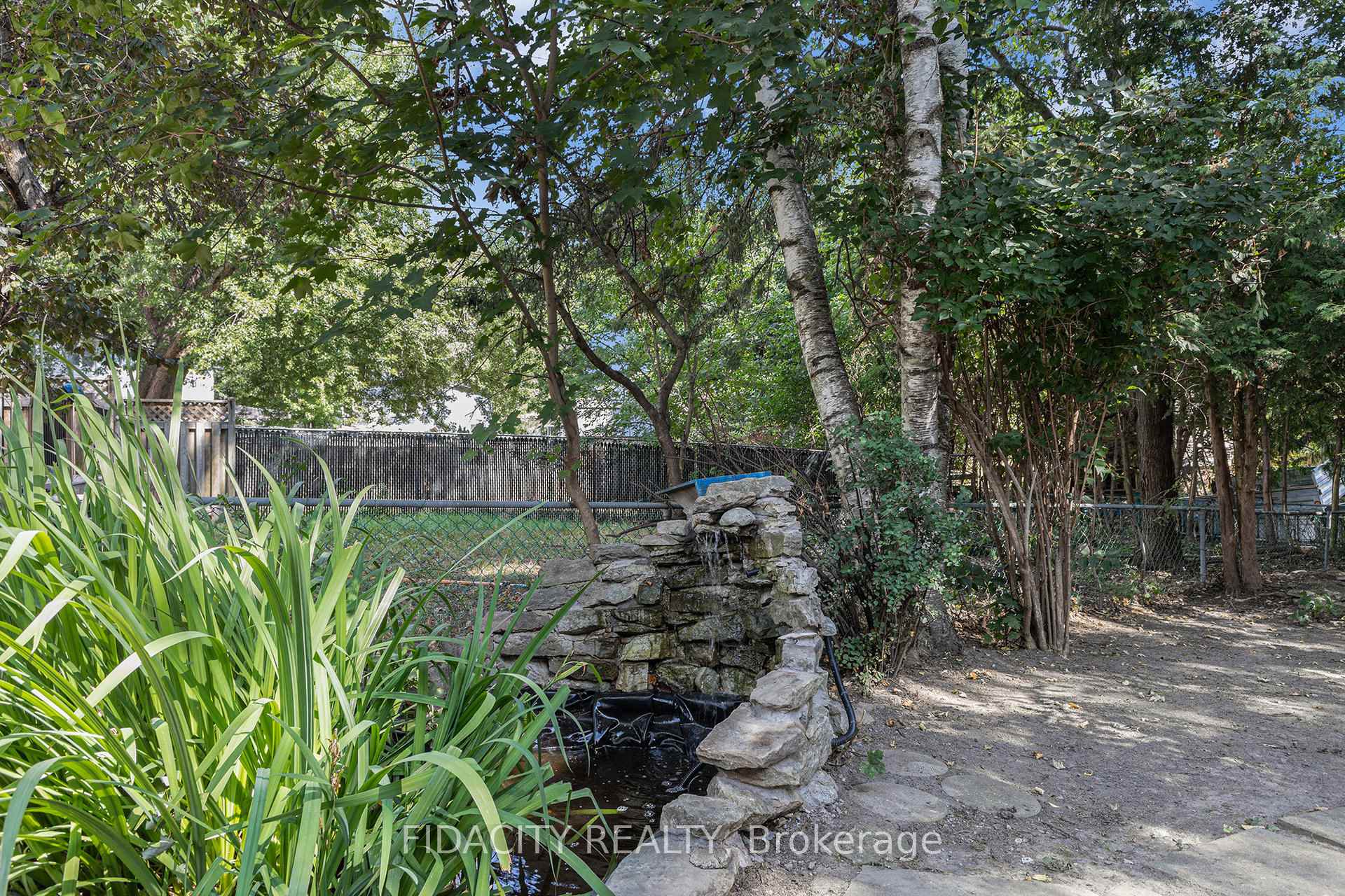 Photo 29 of 35 Cymbeline Drive, Ottawa, Westcliffe Estates — HOMEH