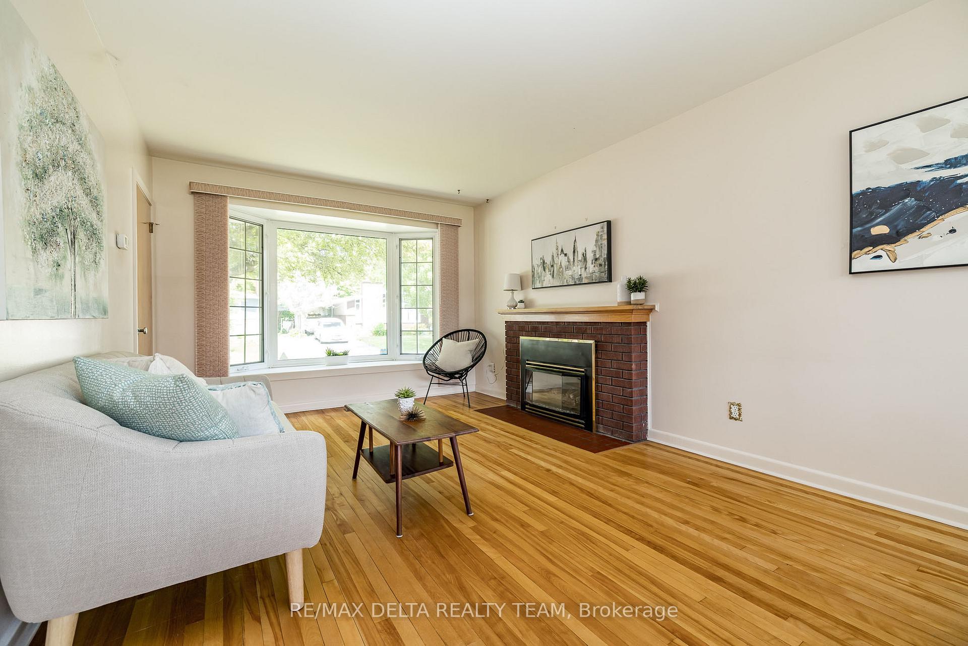 Photo 4 of 644 Browning Avenue, Ottawa, Riverview Park — HOMEH