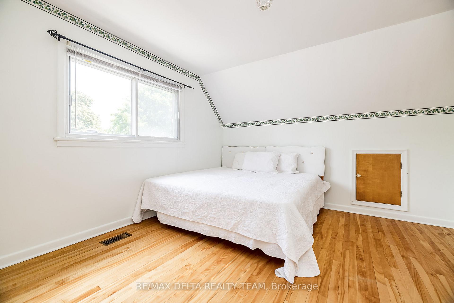 Photo 11 of 644 Browning Avenue, Ottawa, Riverview Park — HOMEH
