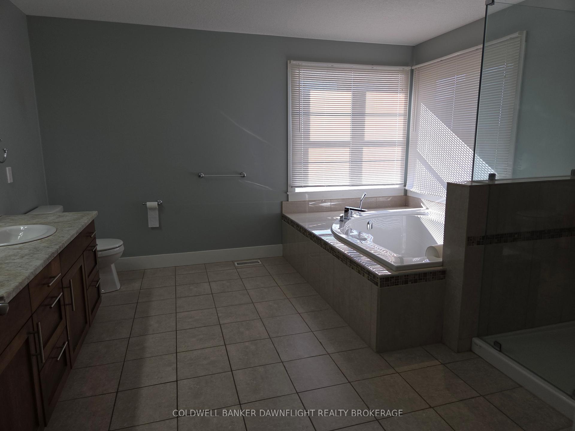 Photo 15 of 12 Knell Crescent, Bluewater, Zurich — HOMEH