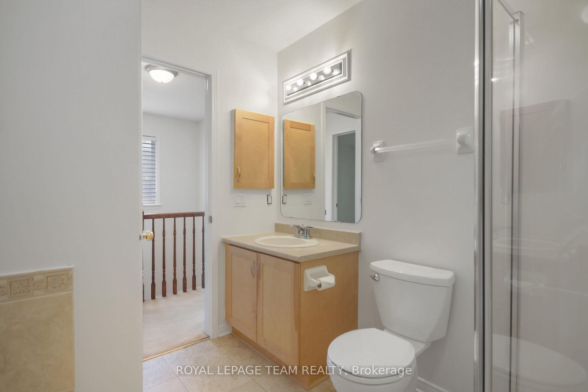 Photo 23 of 41 Maxton Private, Ottawa, Beacon Hill South — HOMEH