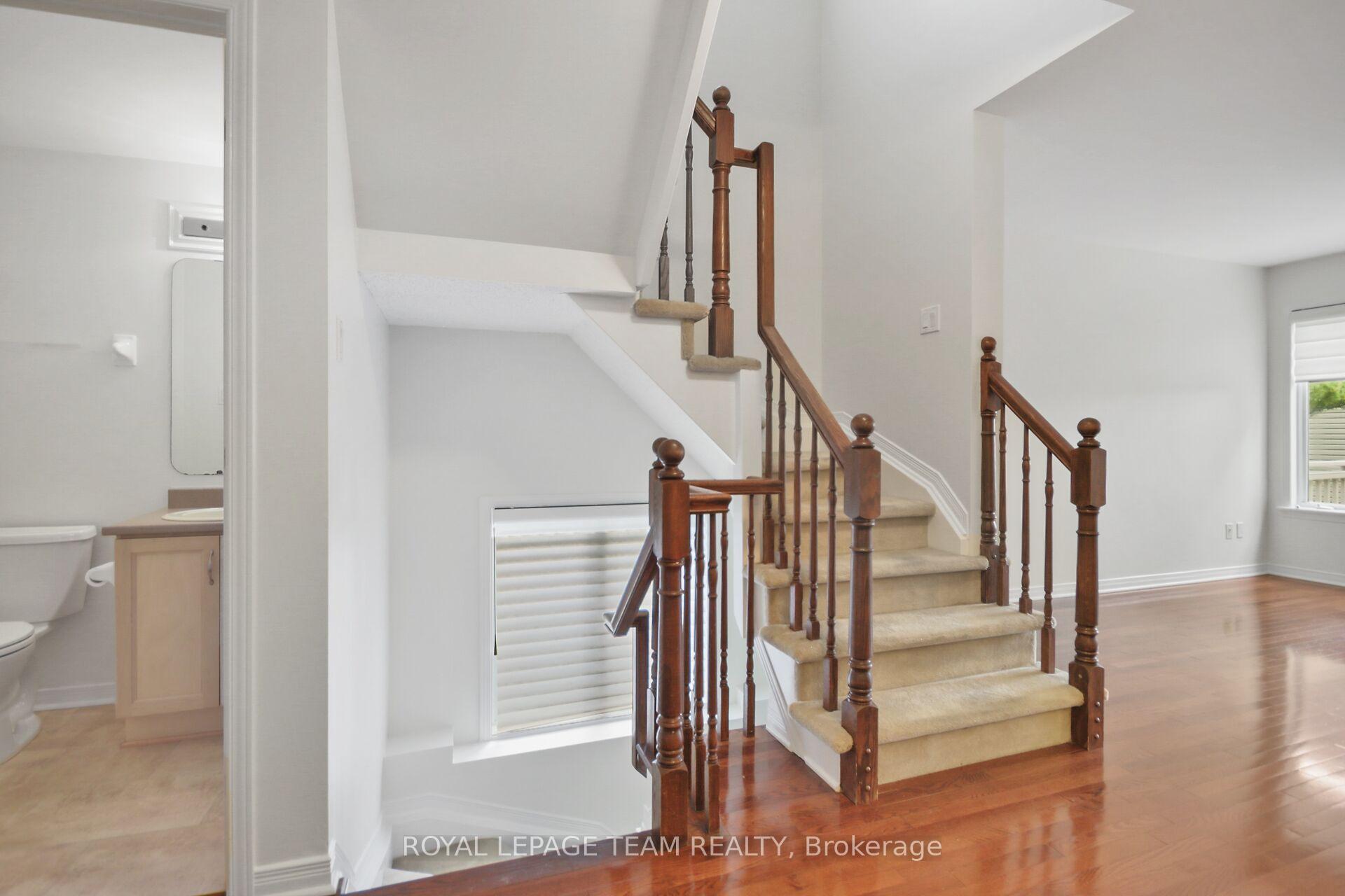 Photo 42 of 41 Maxton Private, Ottawa, Beacon Hill South — HOMEH