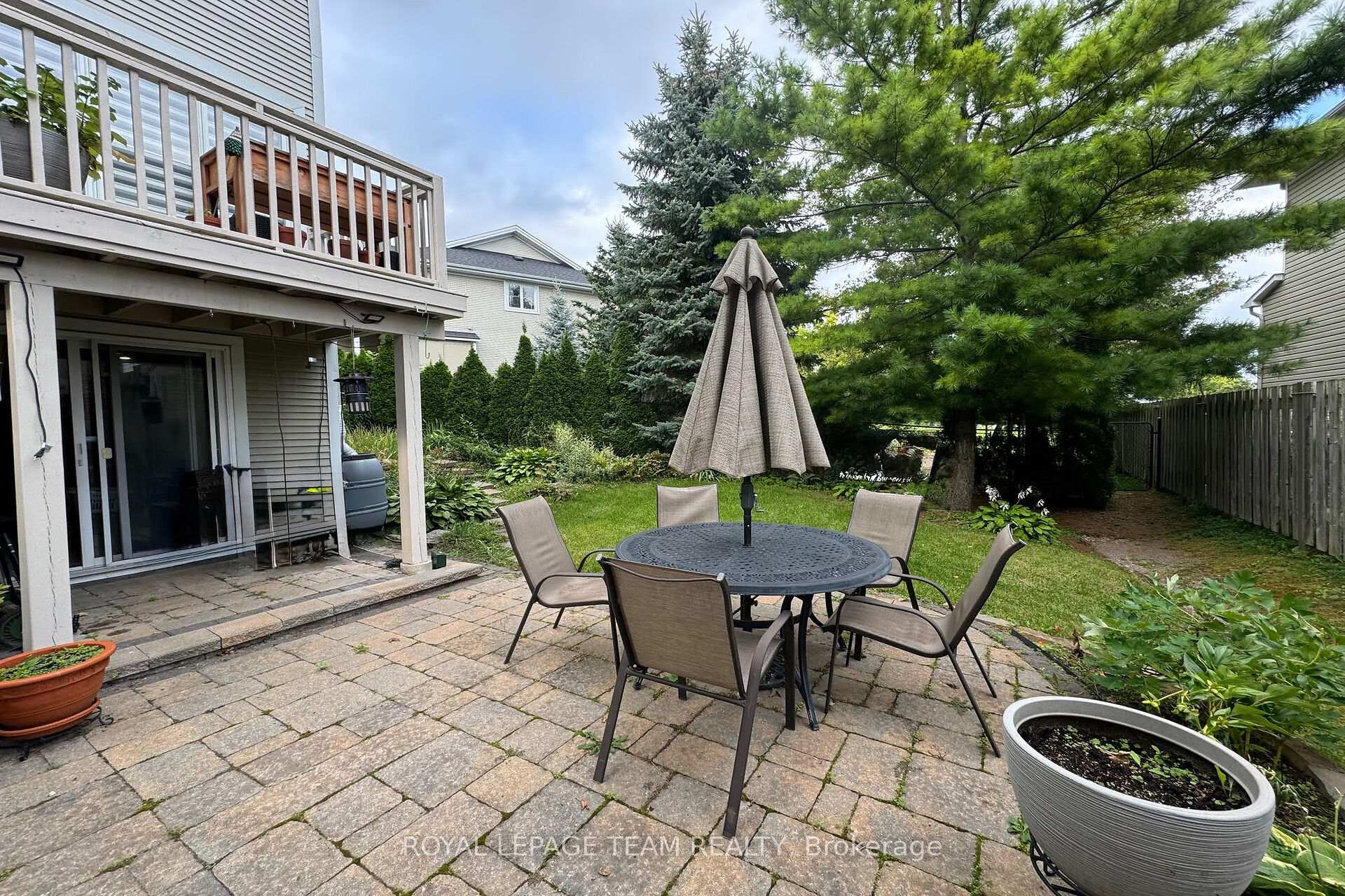 Photo 38 of 41 Maxton Private, Ottawa, Beacon Hill South — HOMEH