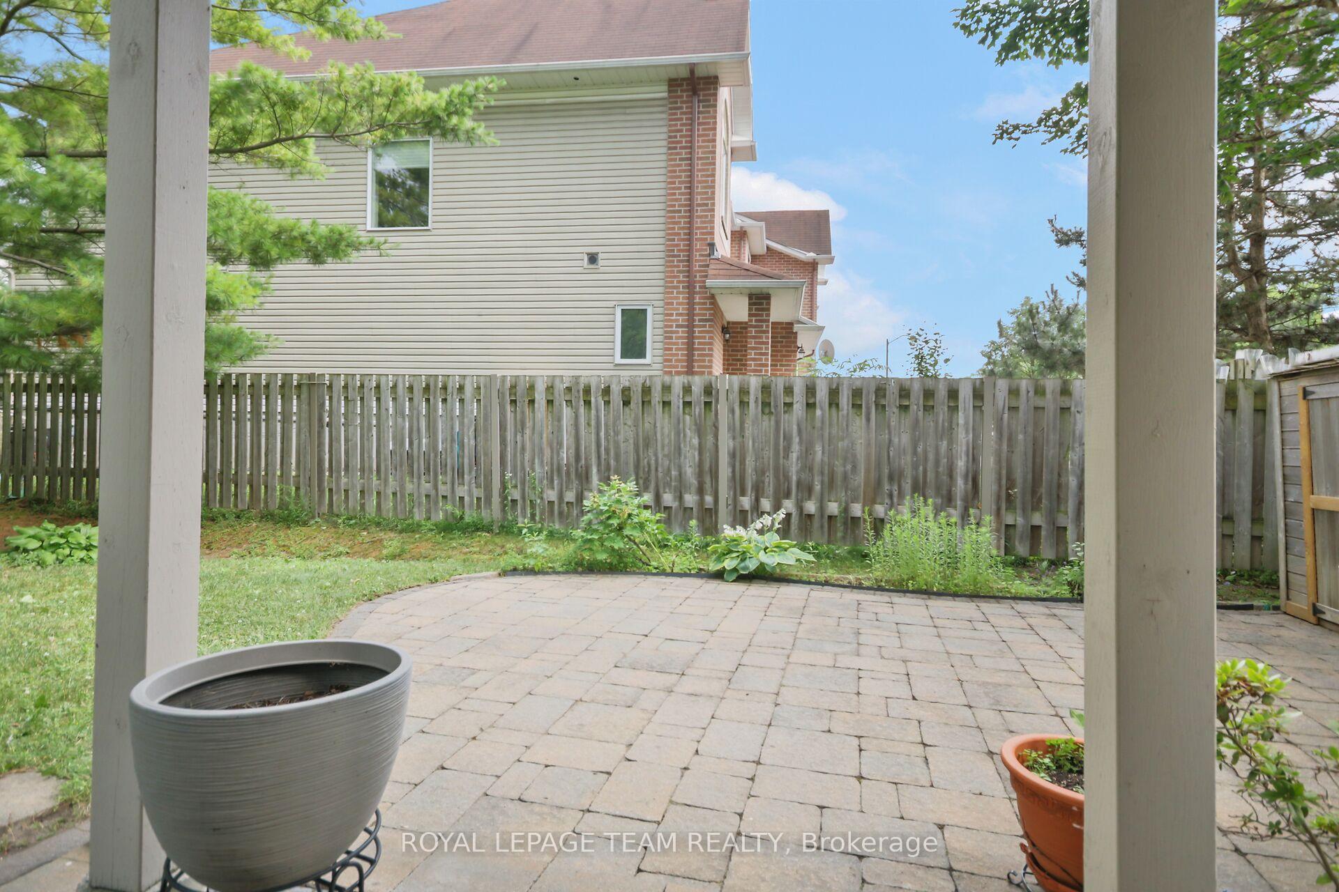 Photo 39 of 41 Maxton Private, Ottawa, Beacon Hill South — HOMEH