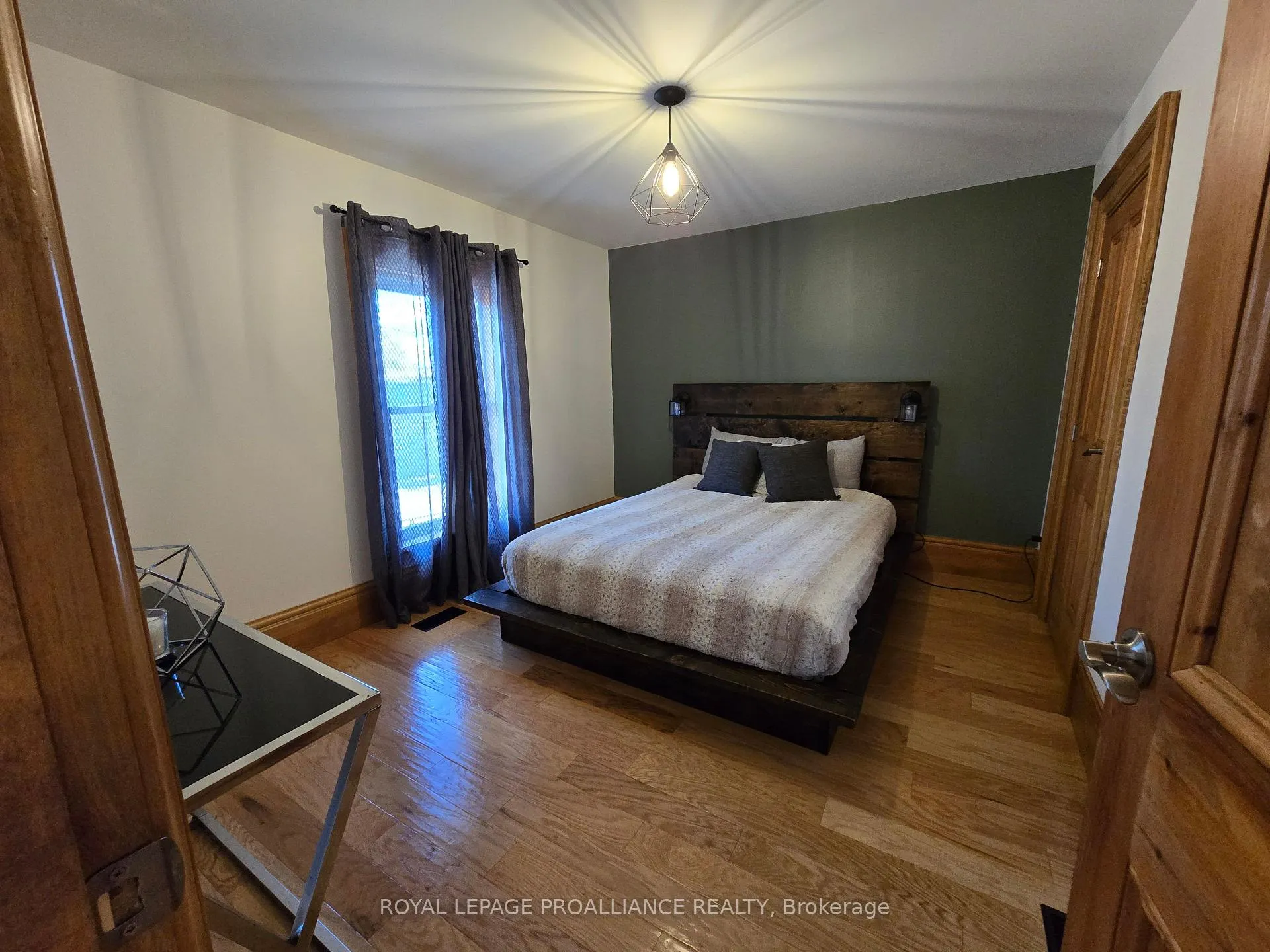 Photo 72 of 38 Sinclair Street, Belleville, Belleville Ward — HOMEH