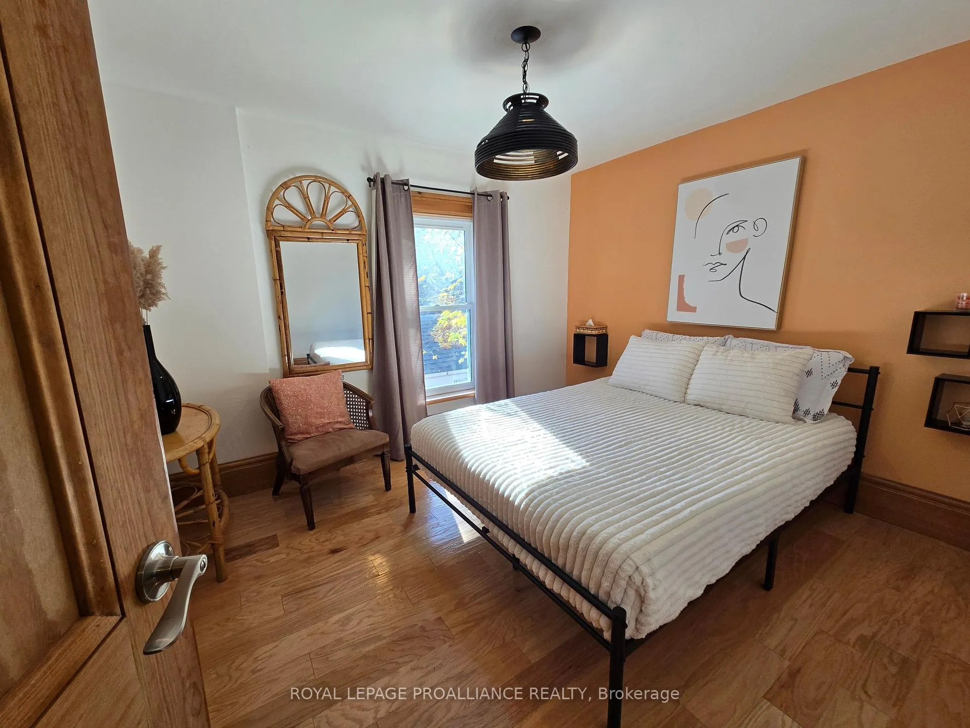 Photo 77 of 38 Sinclair Street, Belleville, Belleville Ward — HOMEH