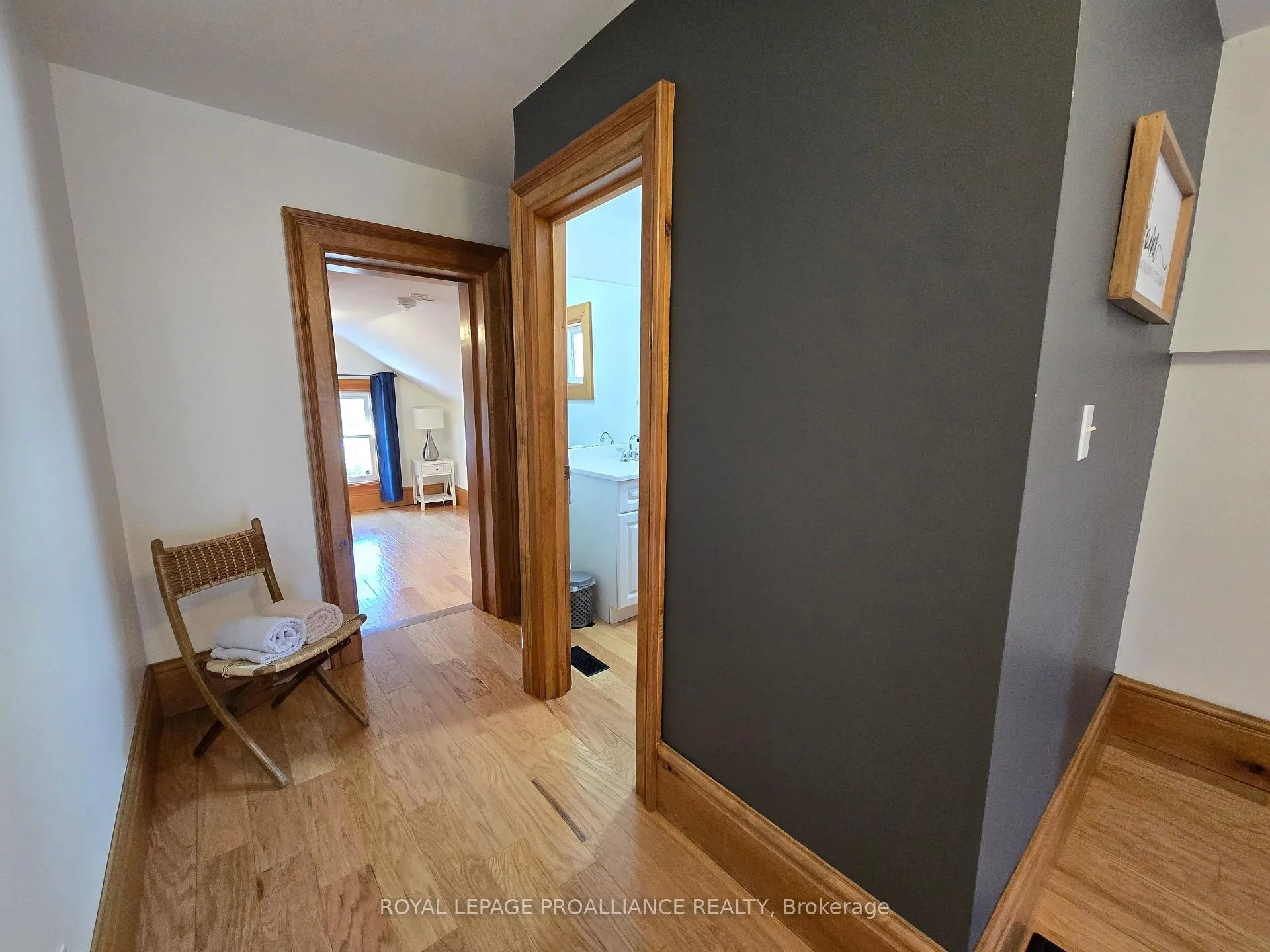 Photo 80 of 38 Sinclair Street, Belleville, Belleville Ward — HOMEH