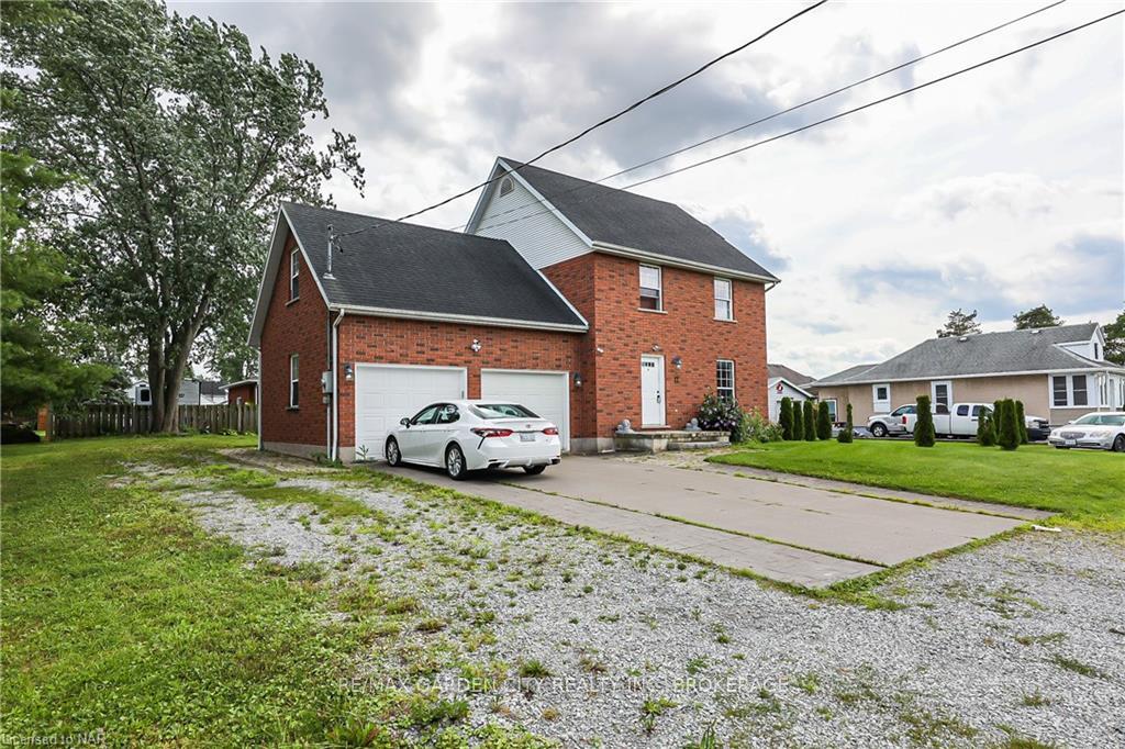 Photo 7 of 17 Melrose Avenue, Thorold, Port Robinson — HOMEH