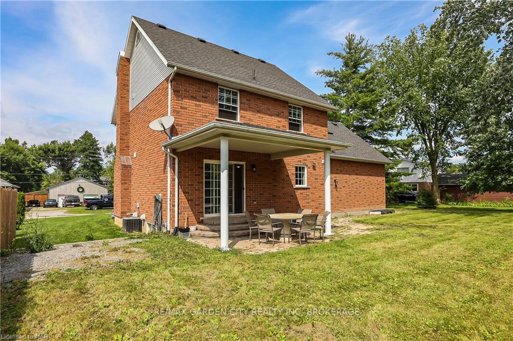 Photo 8 of 17 Melrose Avenue, Thorold, Port Robinson — HOMEH