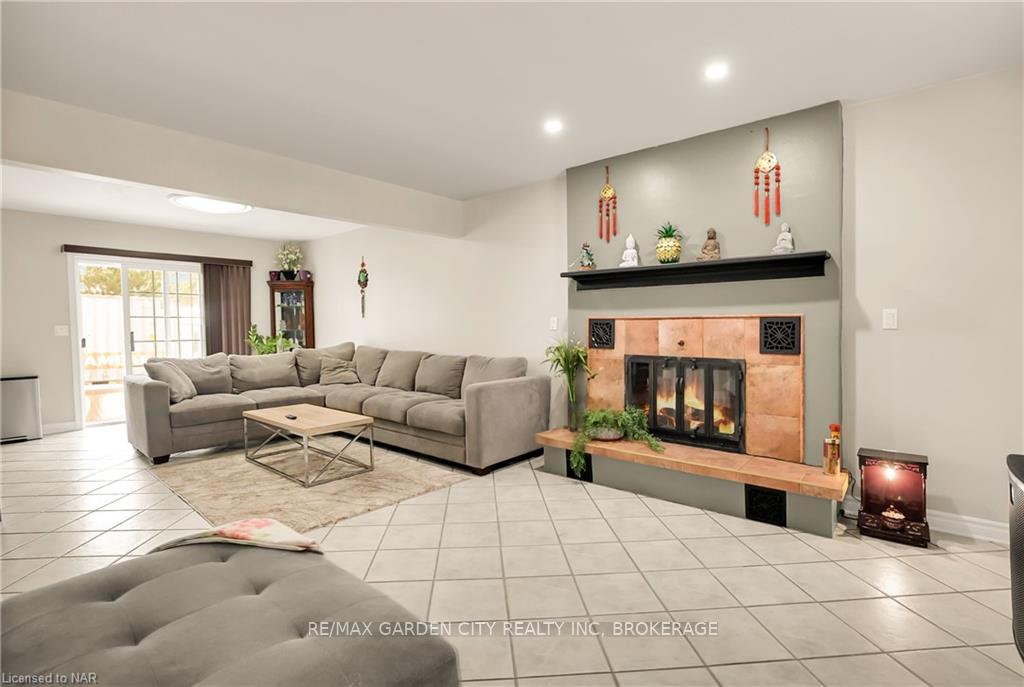 Photo 16 of 17 Melrose Avenue, Thorold, Port Robinson — HOMEH