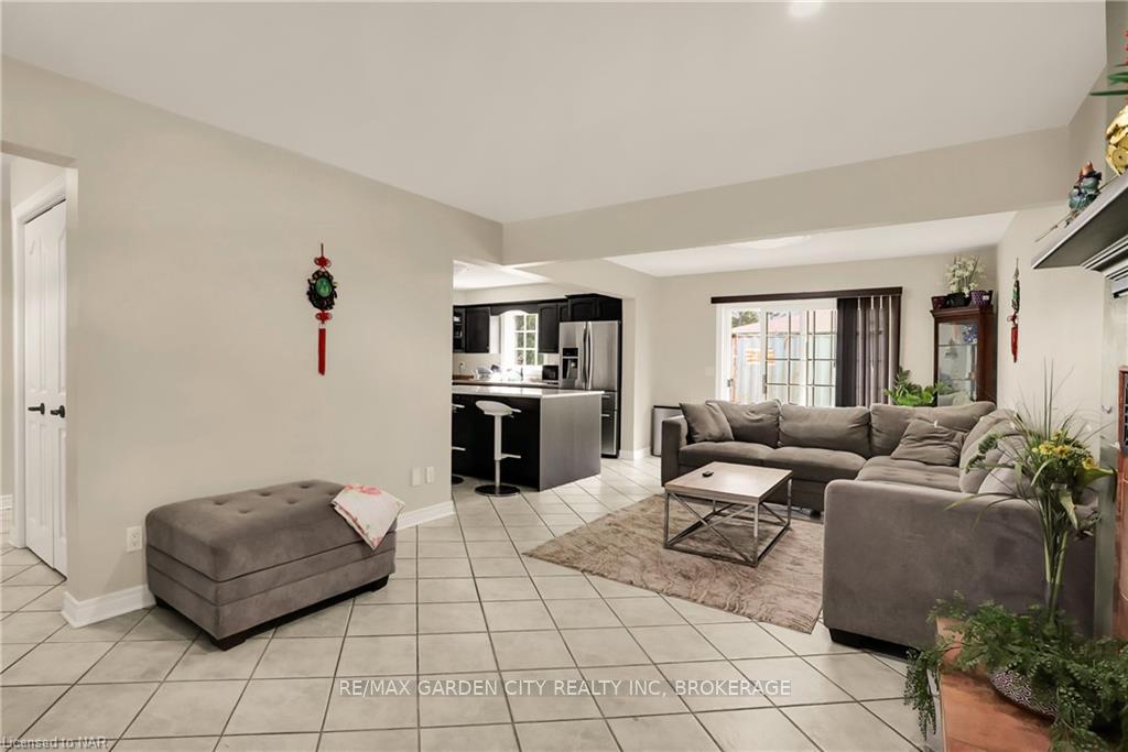 Photo 17 of 17 Melrose Avenue, Thorold, Port Robinson — HOMEH