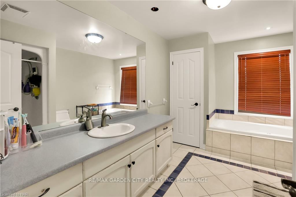 Photo 28 of 17 Melrose Avenue, Thorold, Port Robinson — HOMEH