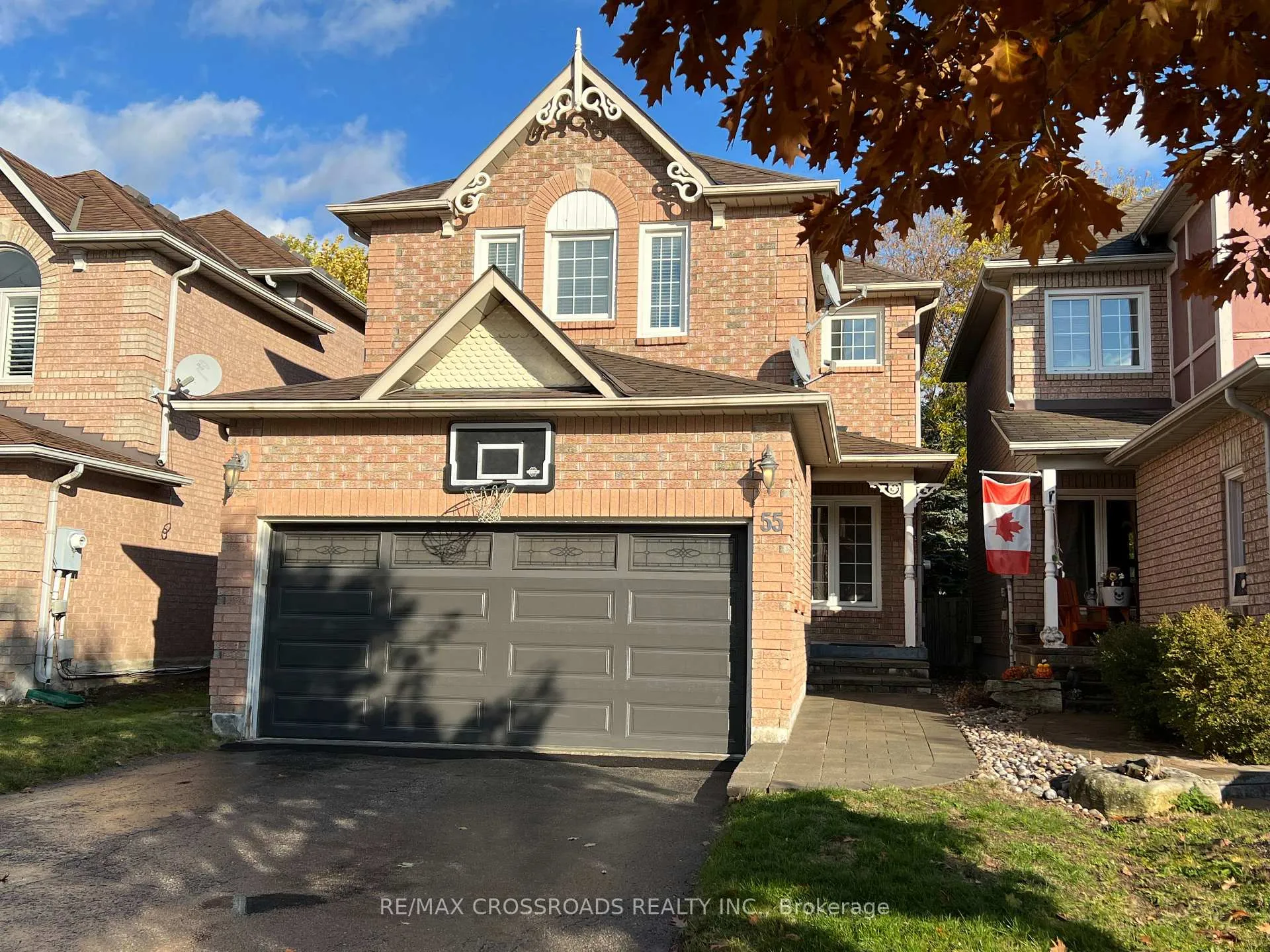 Photo 2 of 55 Ballymore Drive, Aurora, Bayview Wellington — HOMEH