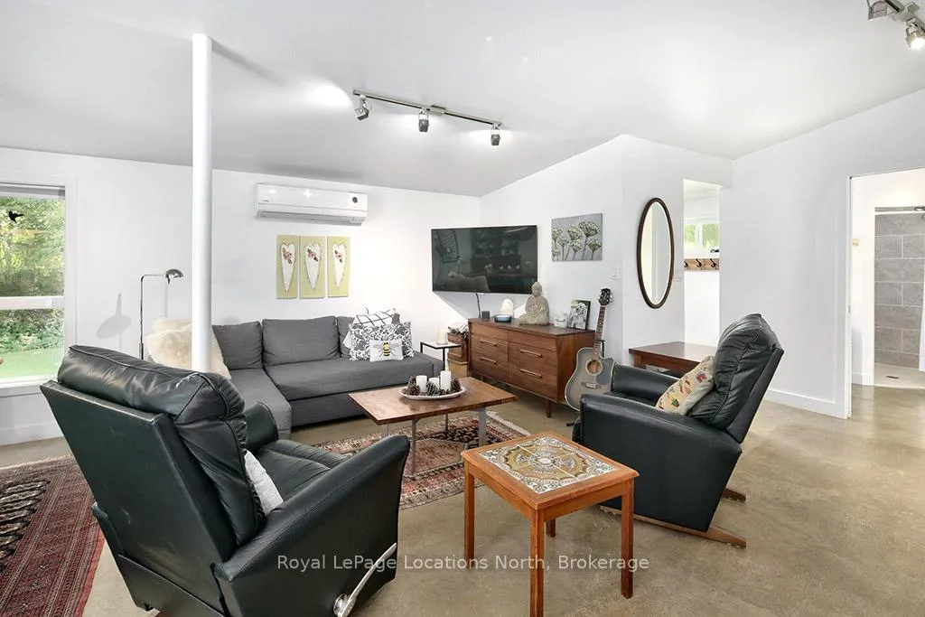 Photo 10 of 150 Peel Street S, Blue Mountains — HOMEH