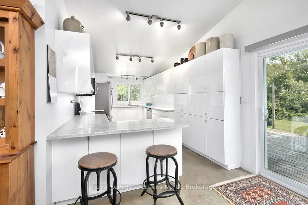 Photo 13 of 150 Peel Street S, Blue Mountains — HOMEH