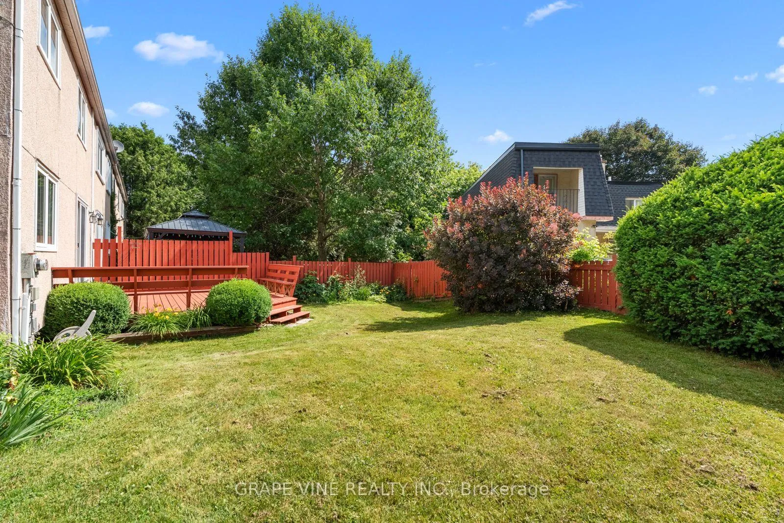 Photo 21 of 49 Tybalt Crescent, Ottawa, Westcliffe Estates — HOMEH