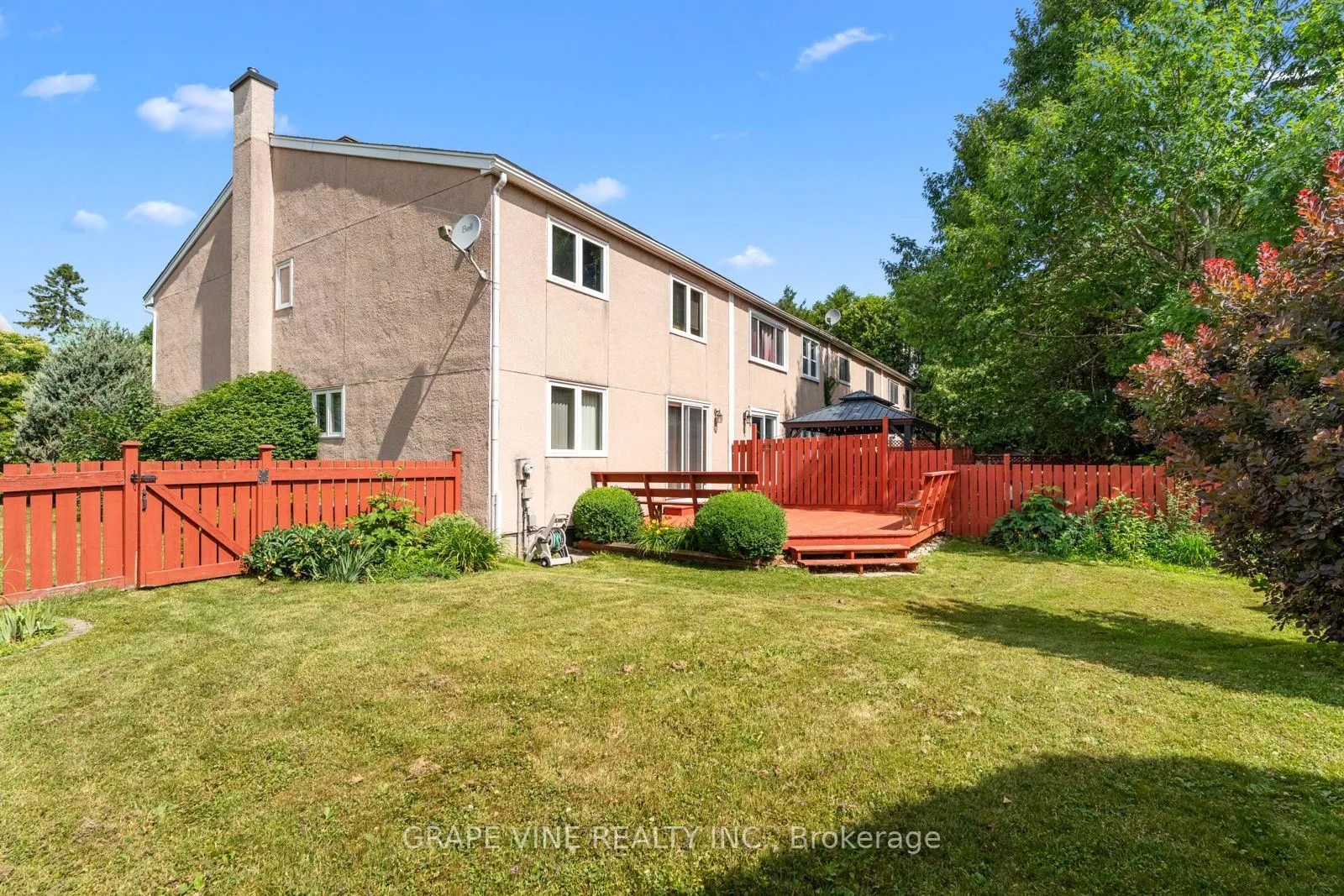 Photo 22 of 49 Tybalt Crescent, Ottawa, Westcliffe Estates — HOMEH