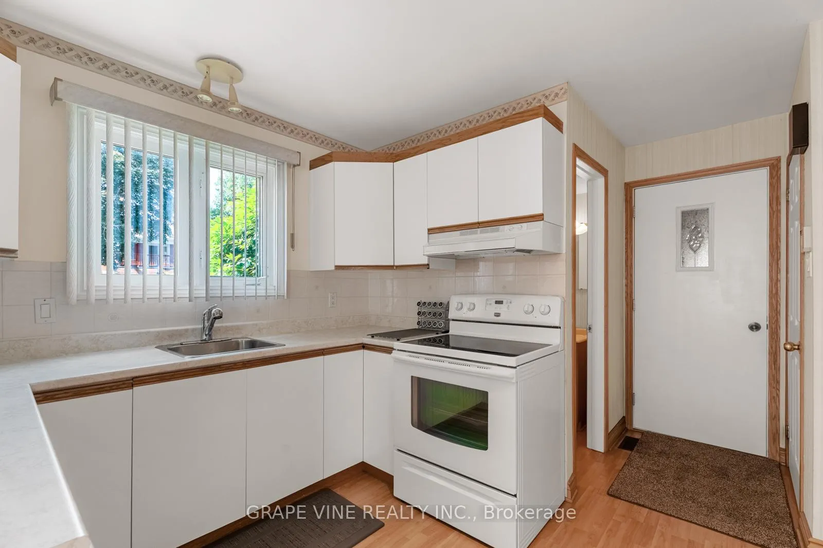 Photo 55 of 49 Tybalt Crescent, Ottawa, Westcliffe Estates — HOMEH