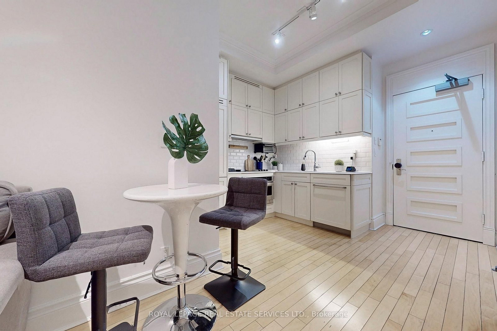 Photo 8 of Unit 316, 22 Leader Lane, Toronto, Church-Yonge Corridor — HOMEH