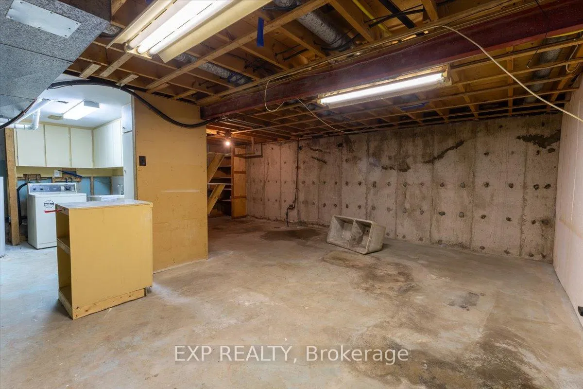 Photo 125 of 2209 Fillmore Crescent, Ottawa, Beacon Hill North — HOMEH