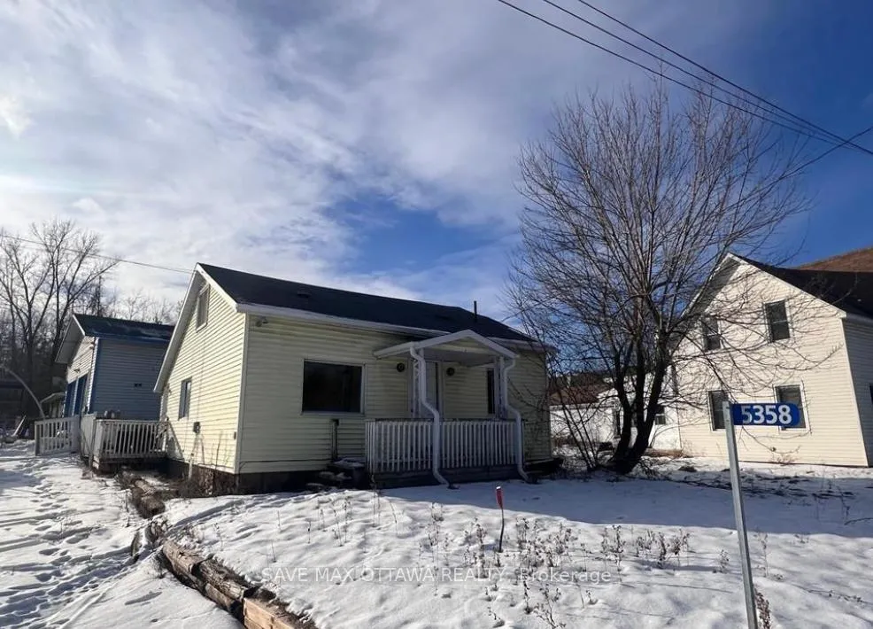 Photo 2 of Unit Unit A, 5358 Bank Street, Ottawa, Blossom Park/Kemp Park/Findlay Creek — HOMEH
