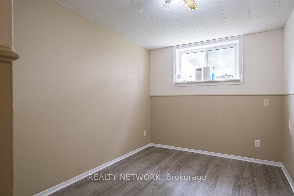 Photo 17 of 40 McDougall Drive, Thorold, Confederation Heights — HOMEH
