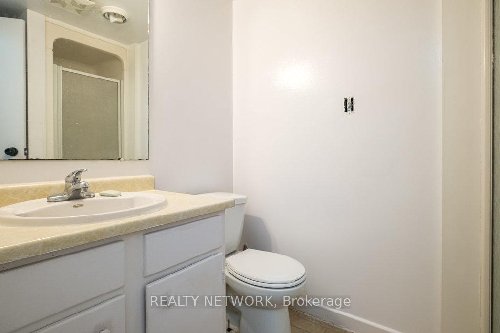 Photo 18 of 40 McDougall Drive, Thorold, Confederation Heights — HOMEH