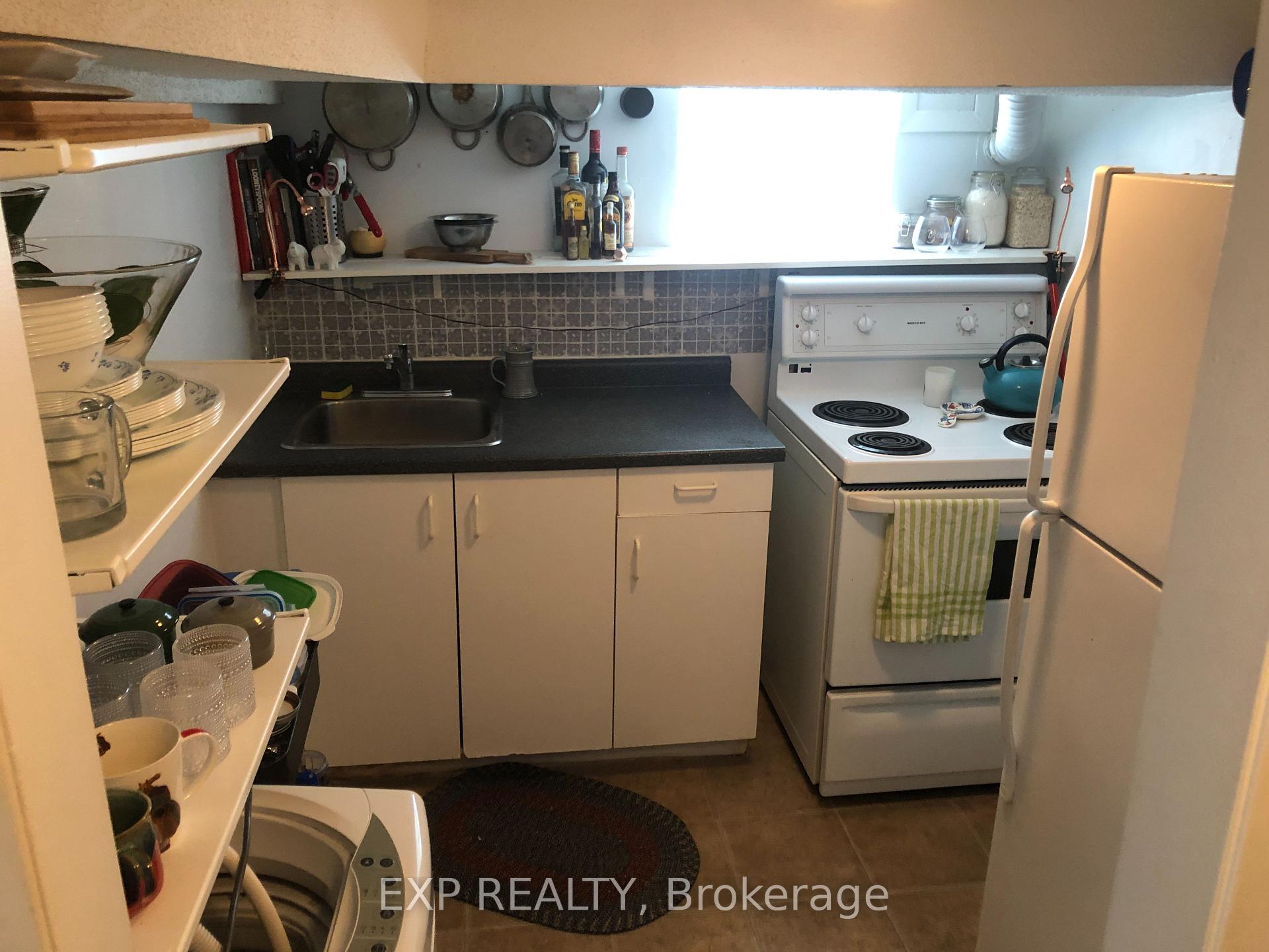 Photo 5 of Unit Bsmt, 33 Page Street, Toronto, Palmerston-Little Italy — HOMEH