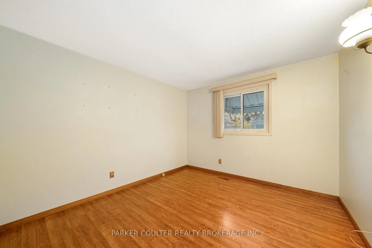Photo 54 of 99 Marshall Street, Barrie, Allandale Heights — HOMEH
