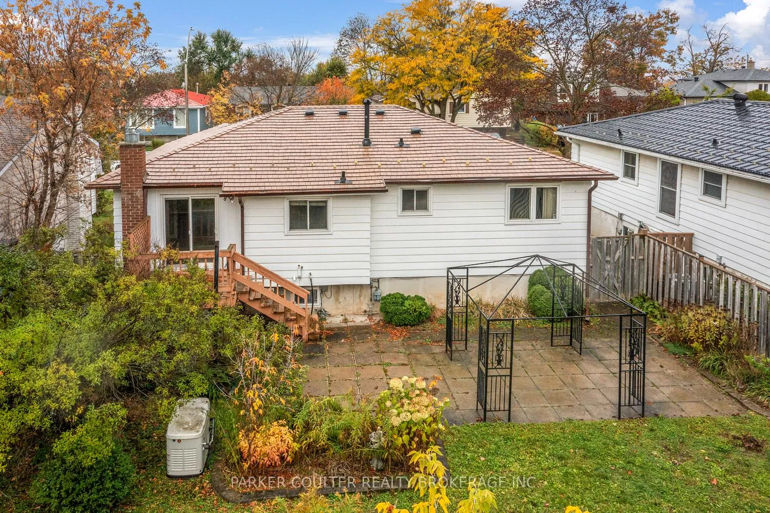 Photo 85 of 99 Marshall Street, Barrie, Allandale Heights — HOMEH