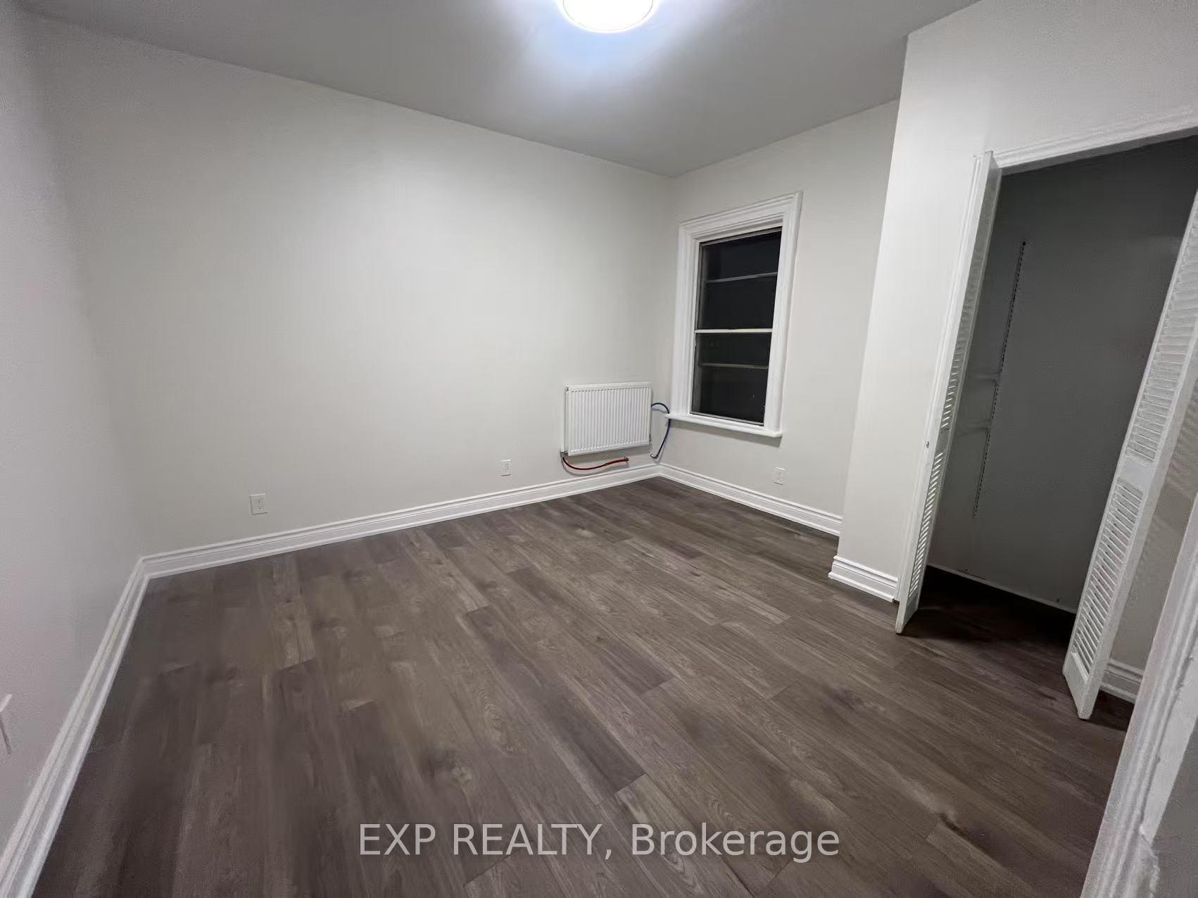 Photo 1 of 453 Bathurst Street, Toronto, Kensington-Chinatown — HOMEH