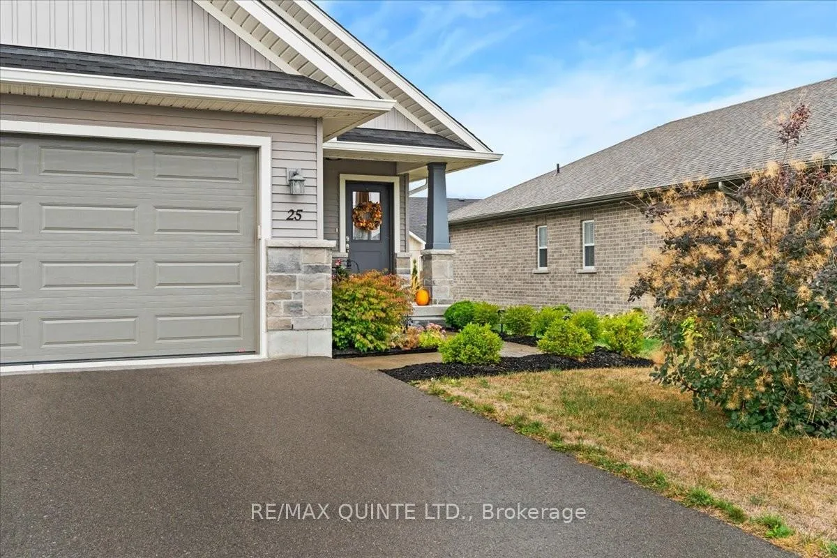 Photo 19 of 25 Sandhu Crescent, Belleville, Belleville Ward — HOMEH