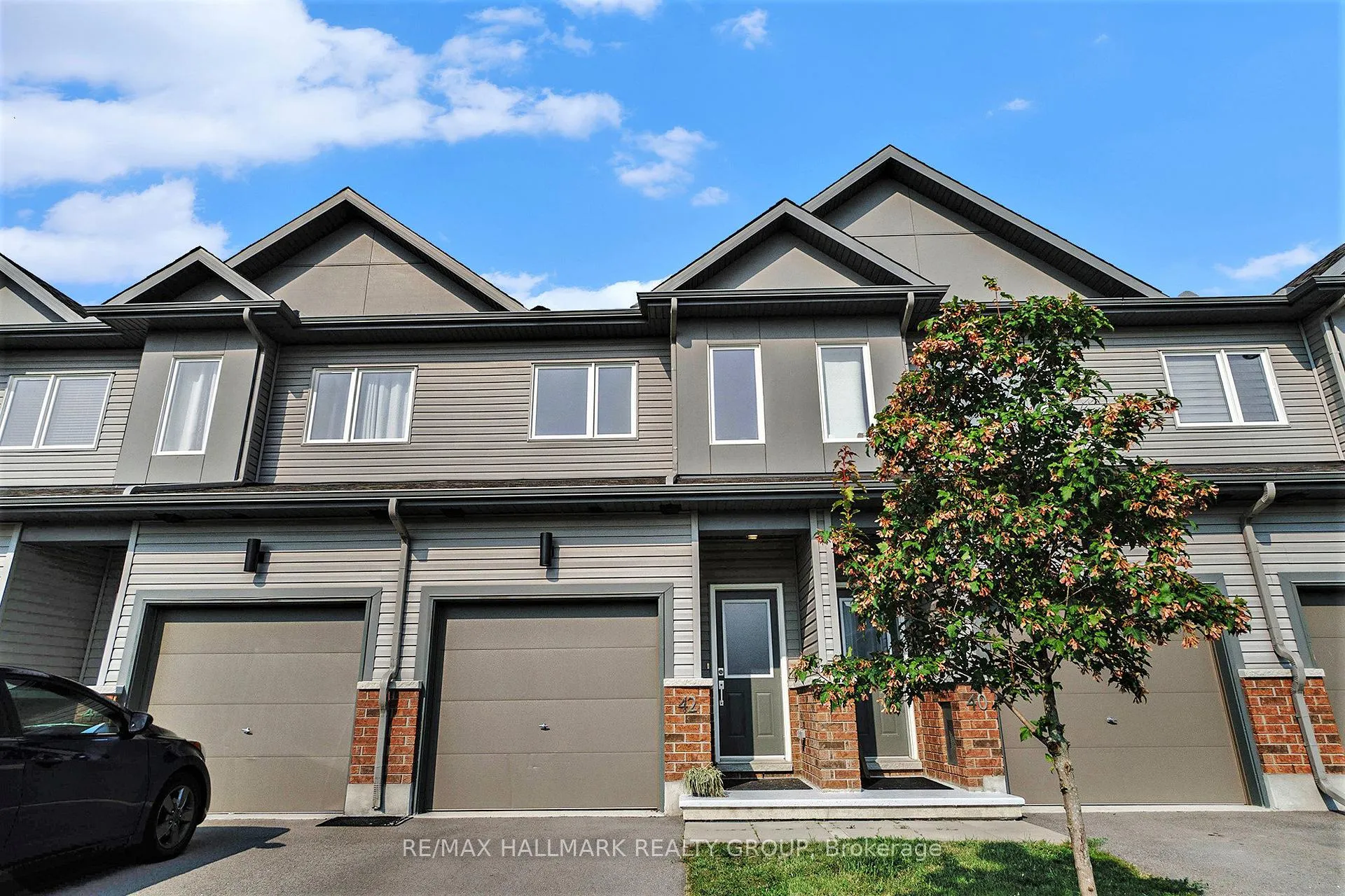 Photo 7 of 42 Mona Mcbride Drive, Arnprior — HOMEH